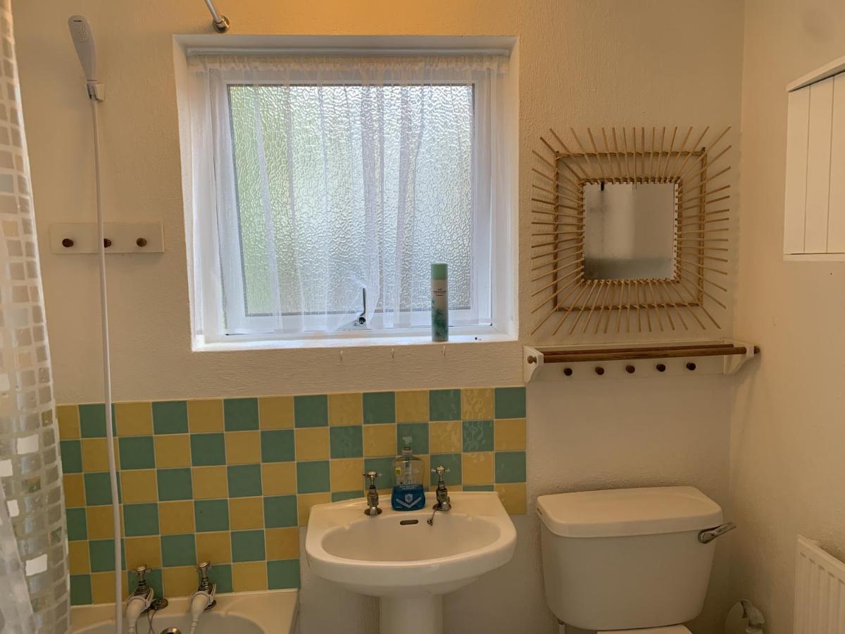 O'Reilly'S Holiday House Bath Exterior photo